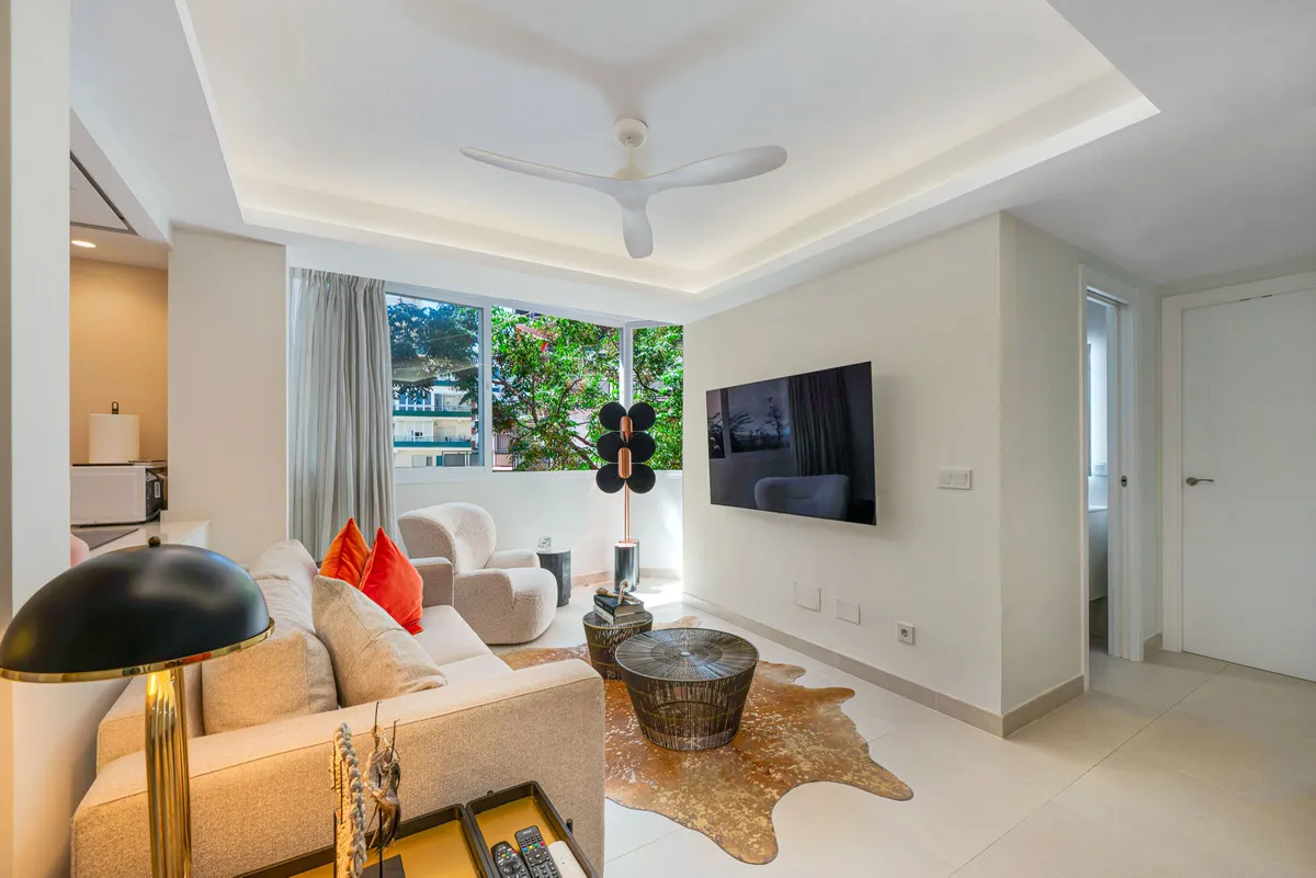 ce8312b8-a7a6-45e8-9a35-36ab44f097ea