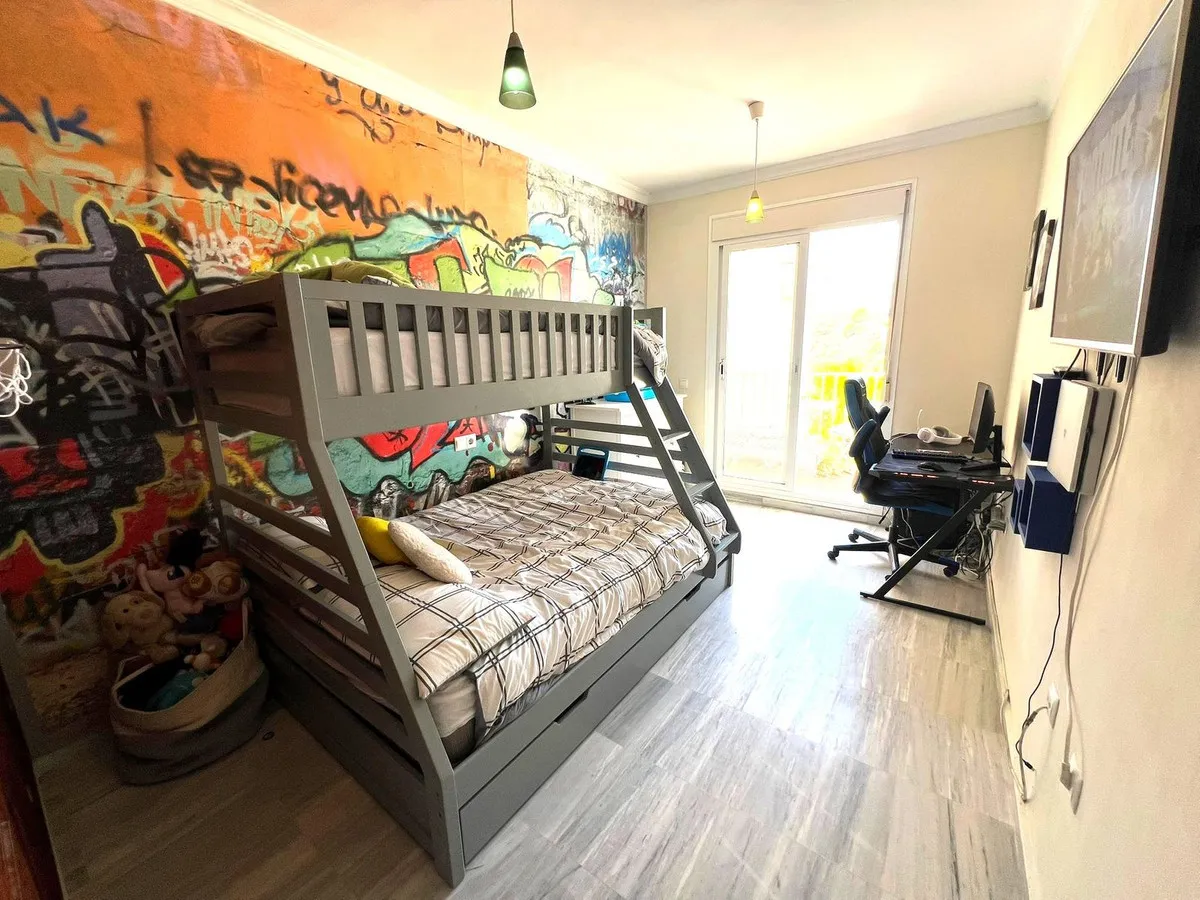 6ebb6d19-7304-45fb-ac4b-99ac49e8cd8b