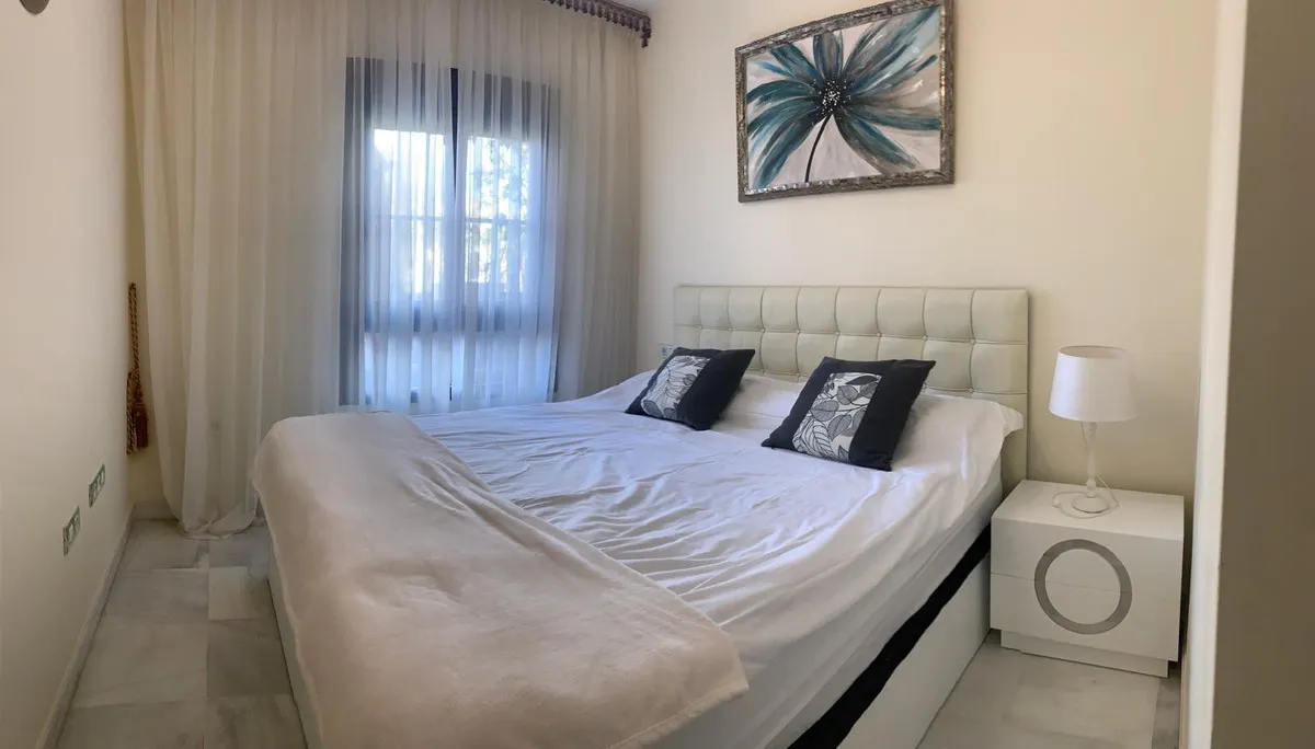 335c07ef-fcee-4e0b-aa8b-910a70c98d74