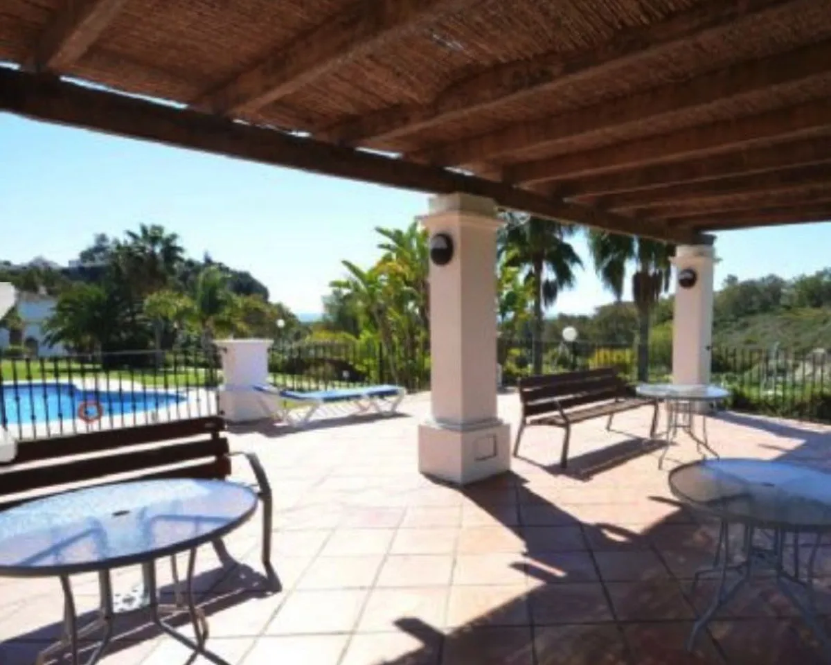 5fdefb9e-842b-471b-9c0a-9531036e70f9