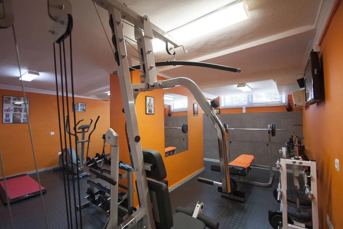 961c5084-6635-416b-a8ef-e7c31674ee3f