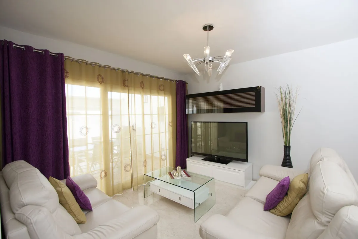 fcef78ac-2ffa-4ffe-b27b-ee49bf6b7d8c