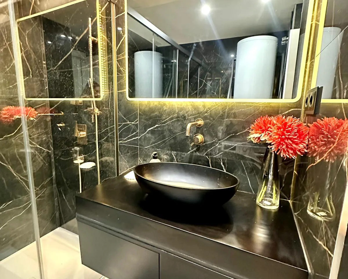 db4af41c-e5ef-487a-84e8-12646976c184