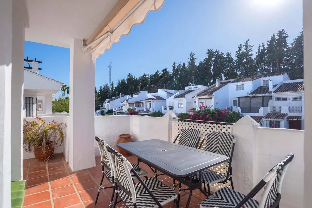 09b7f399-aa50-40e6-845f-04e7f5b117f7