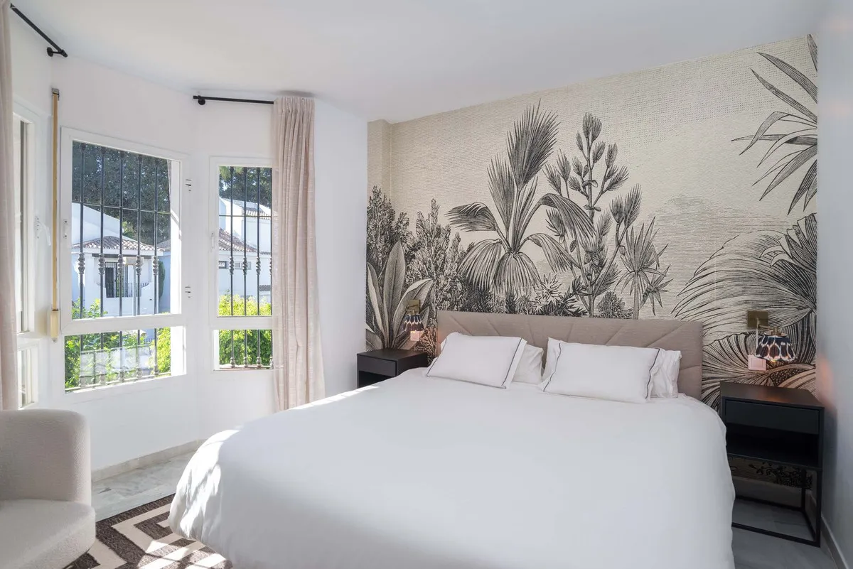 2be34398-cb62-4090-a874-1f781a3a334a