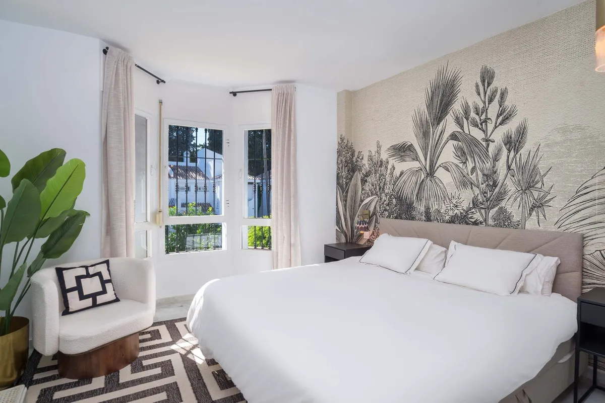 2d965495-305b-4d35-9139-e57418d06028