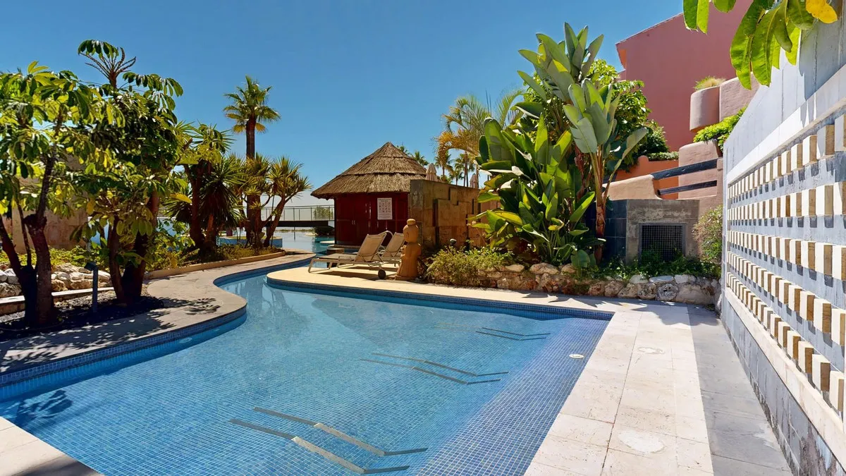 14397ea5-a858-43ff-86b3-6ef1a9d2a5d0