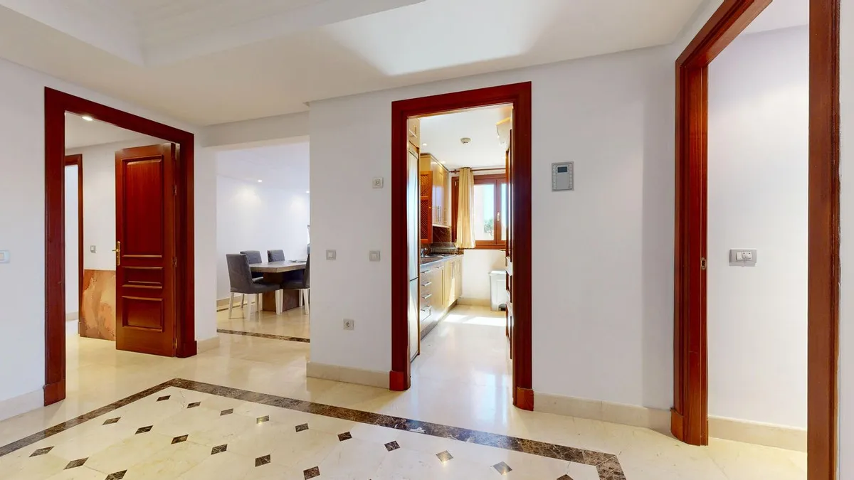 76cad1bf-8ec7-484e-a941-eed8a69211ac