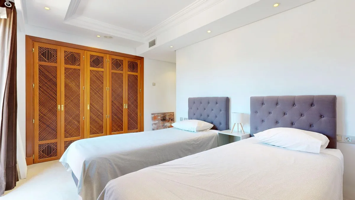 b80187f3-0459-4d3a-a20c-2fc600b5ce2c