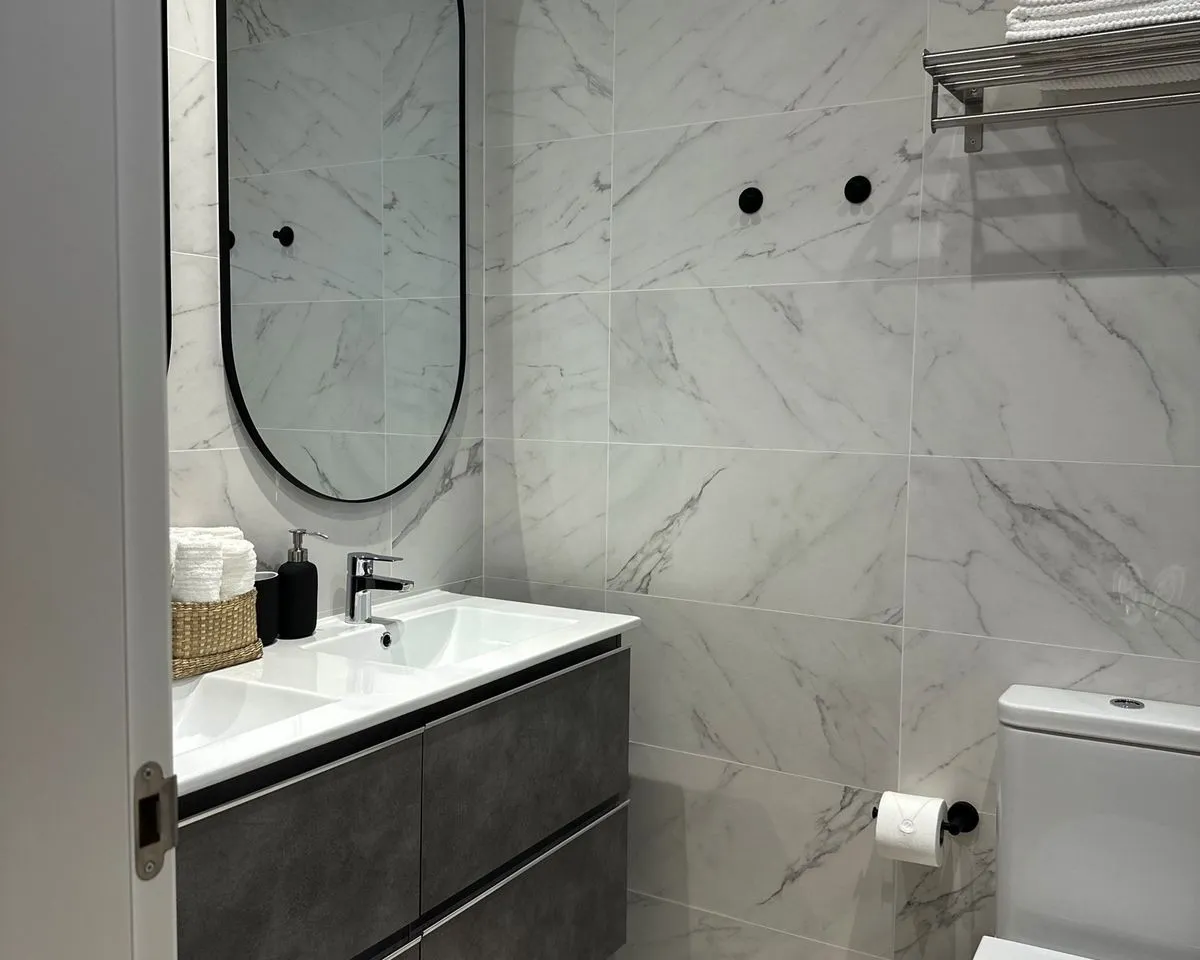 39027683-c15f-4c6c-a56c-5dfc9cbde906