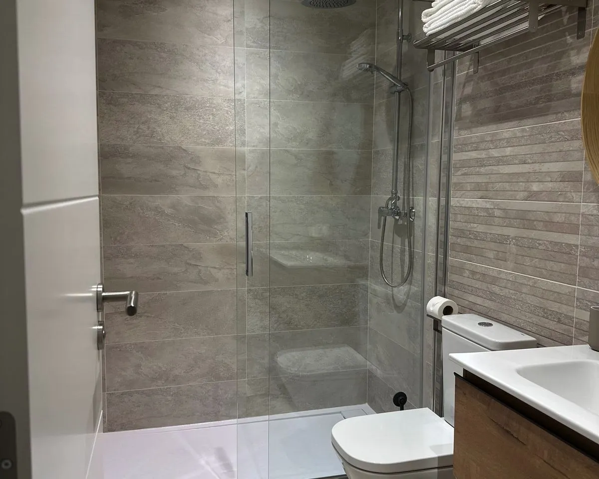 895bed4c-d214-4d49-be3c-360f9085236c