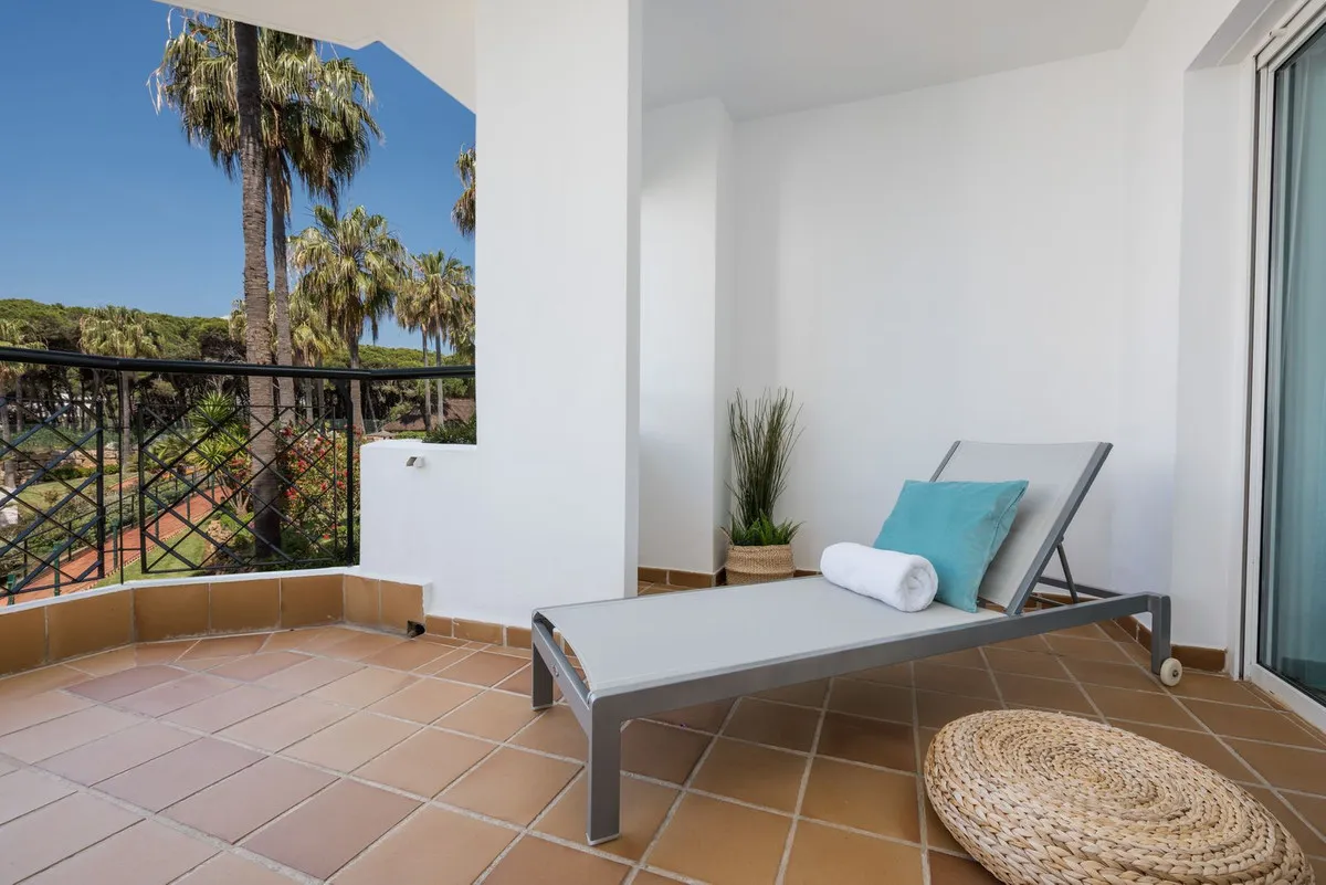 c4dc7ef3-1de7-452e-a7ee-53bf0cecb04d