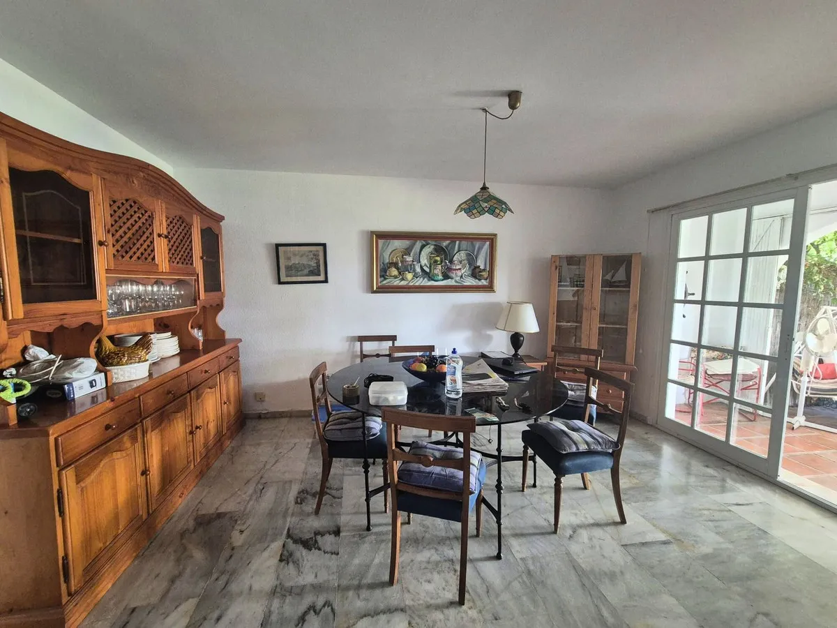 a7541233-0a5c-4990-83b5-d734005940db