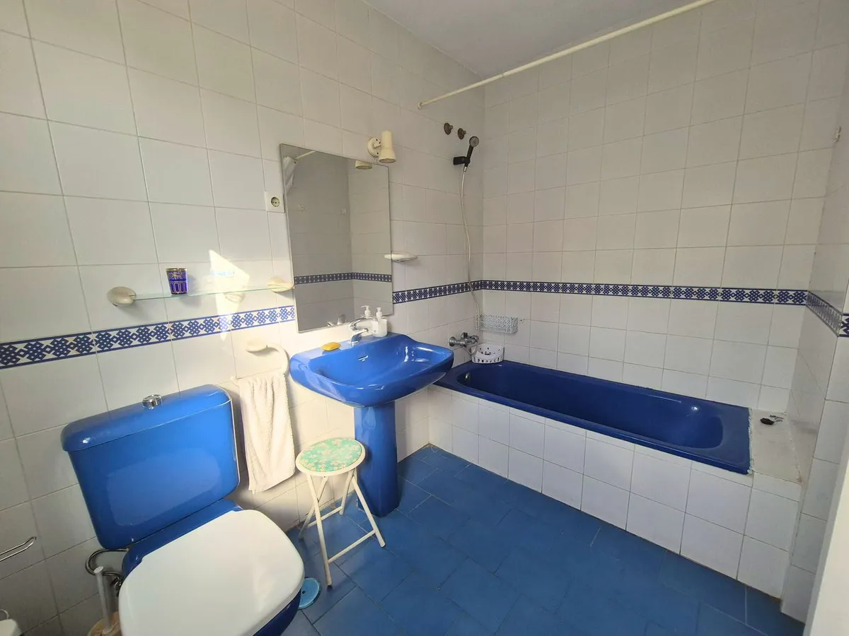 bc6dfa1d-6657-415f-b3df-43a68a44025a