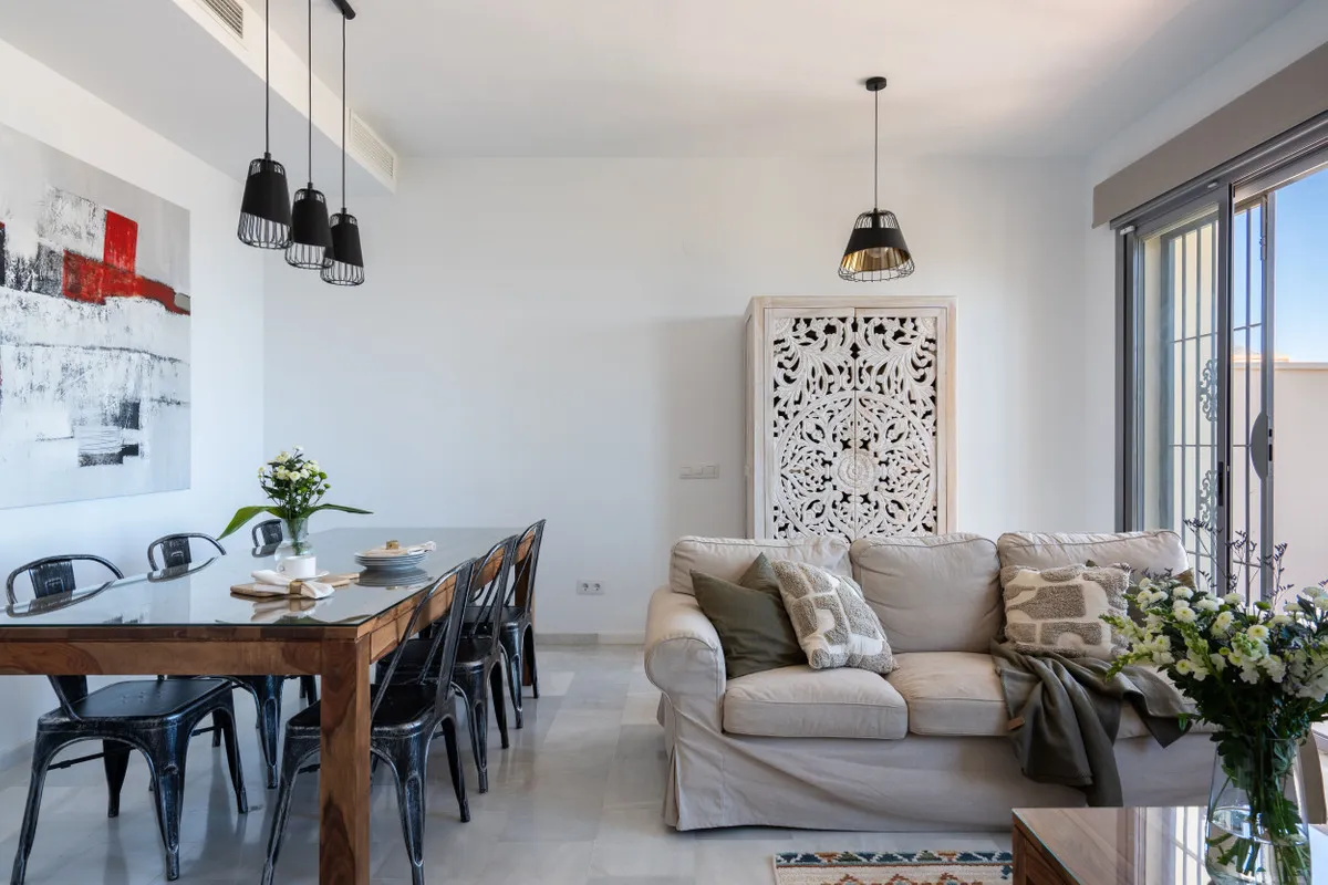 61d2a77d-374d-4ca0-9a75-b1aa0e8d9ac4