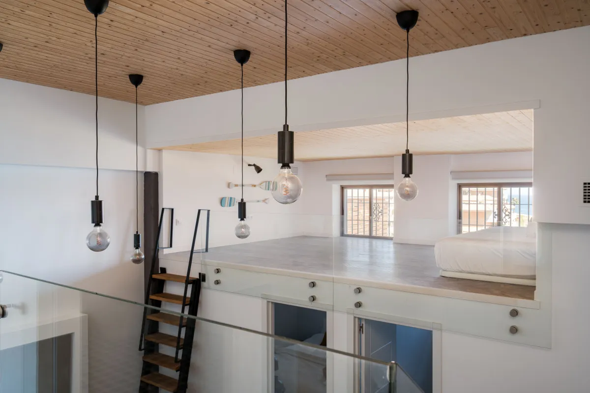 ca681358-833e-4f11-b517-7ff1e873b417