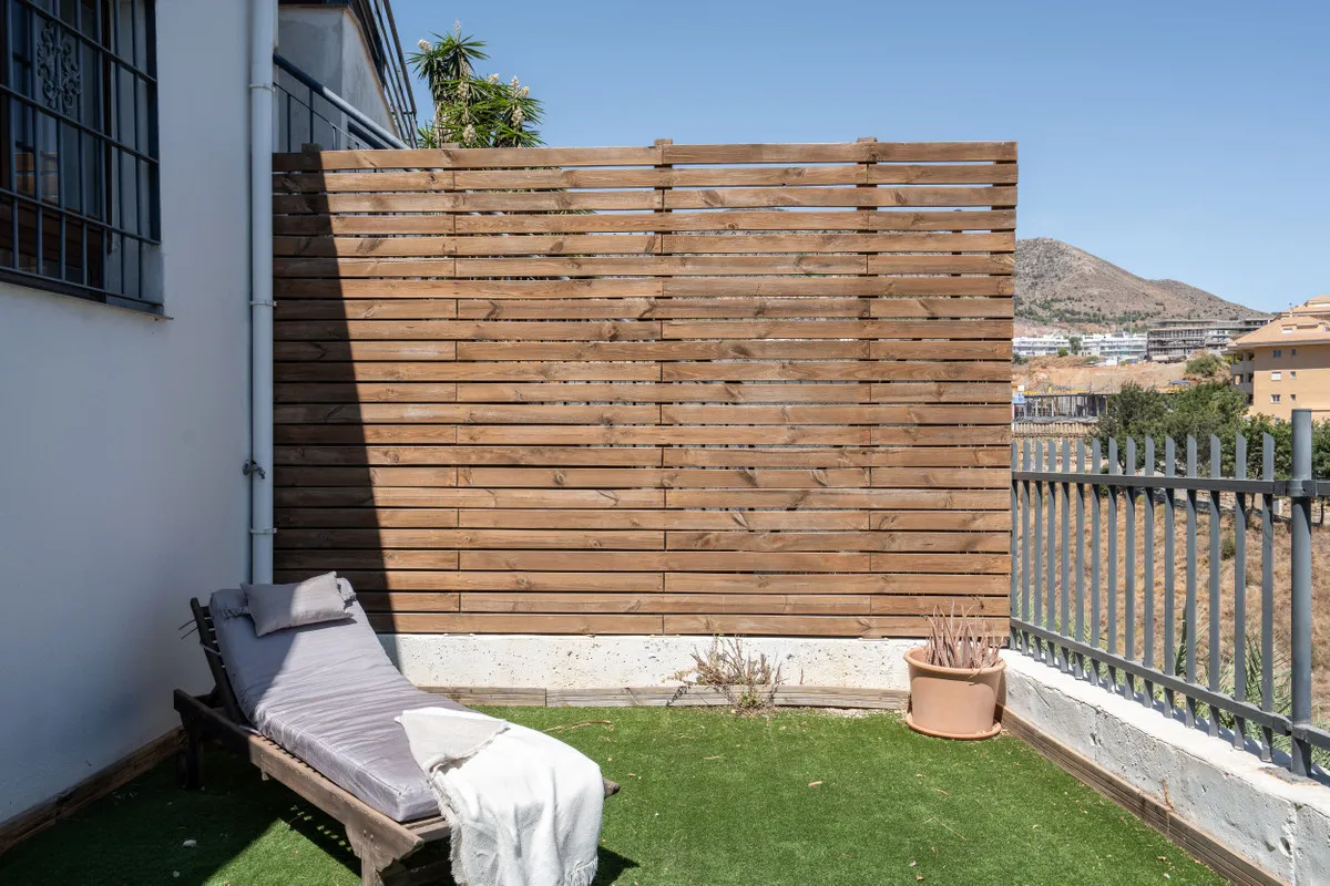 da5c7b03-ecfe-4d82-8a13-0ef581712517