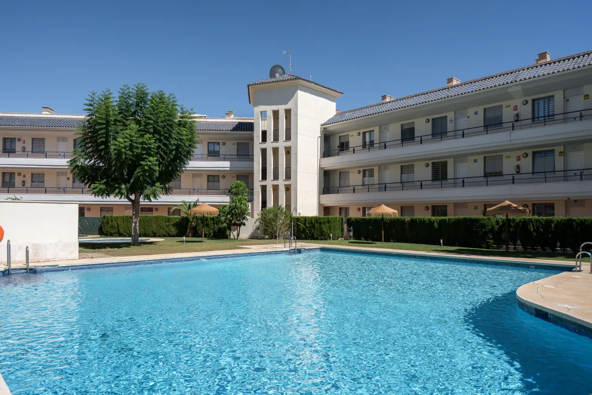 f727d9c0-a39a-4e21-81b4-623109faaf6d