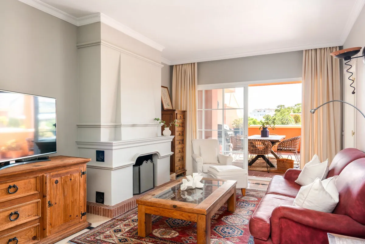 2d261e73-6a6a-4a09-96c6-993f97aacbd6