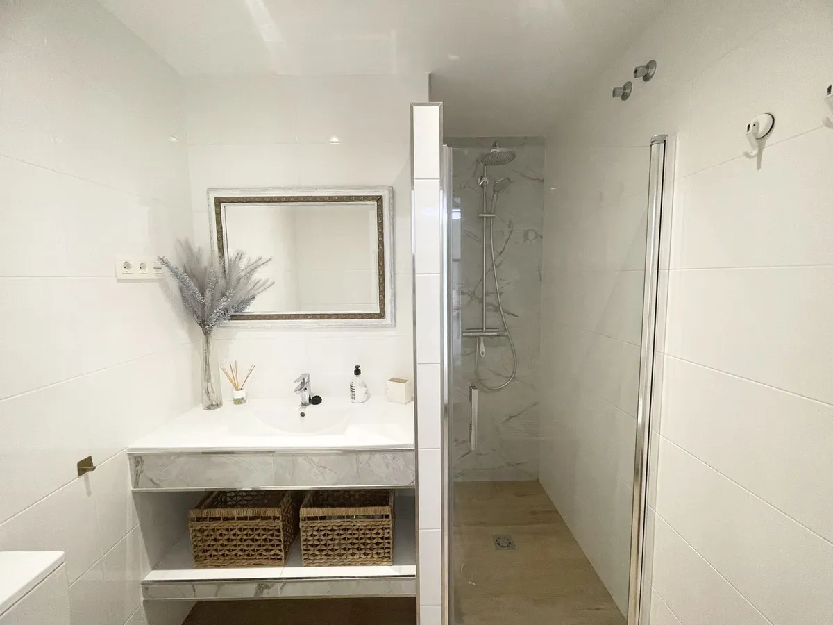 89146080-1521-4717-aa3b-f305bce7f86a