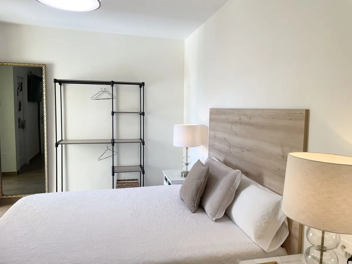 8ef434ba-c228-4a96-96b0-80a23f12b147