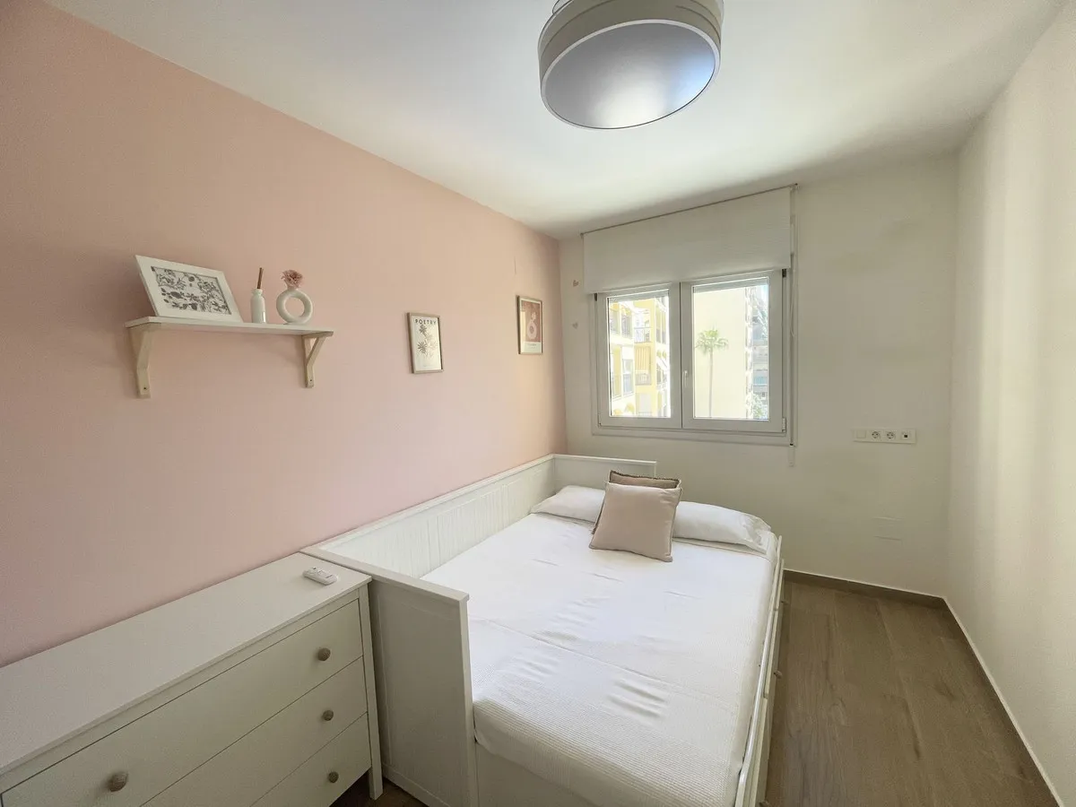 aee4a192-6a79-4ba9-b449-2994578a7a5e