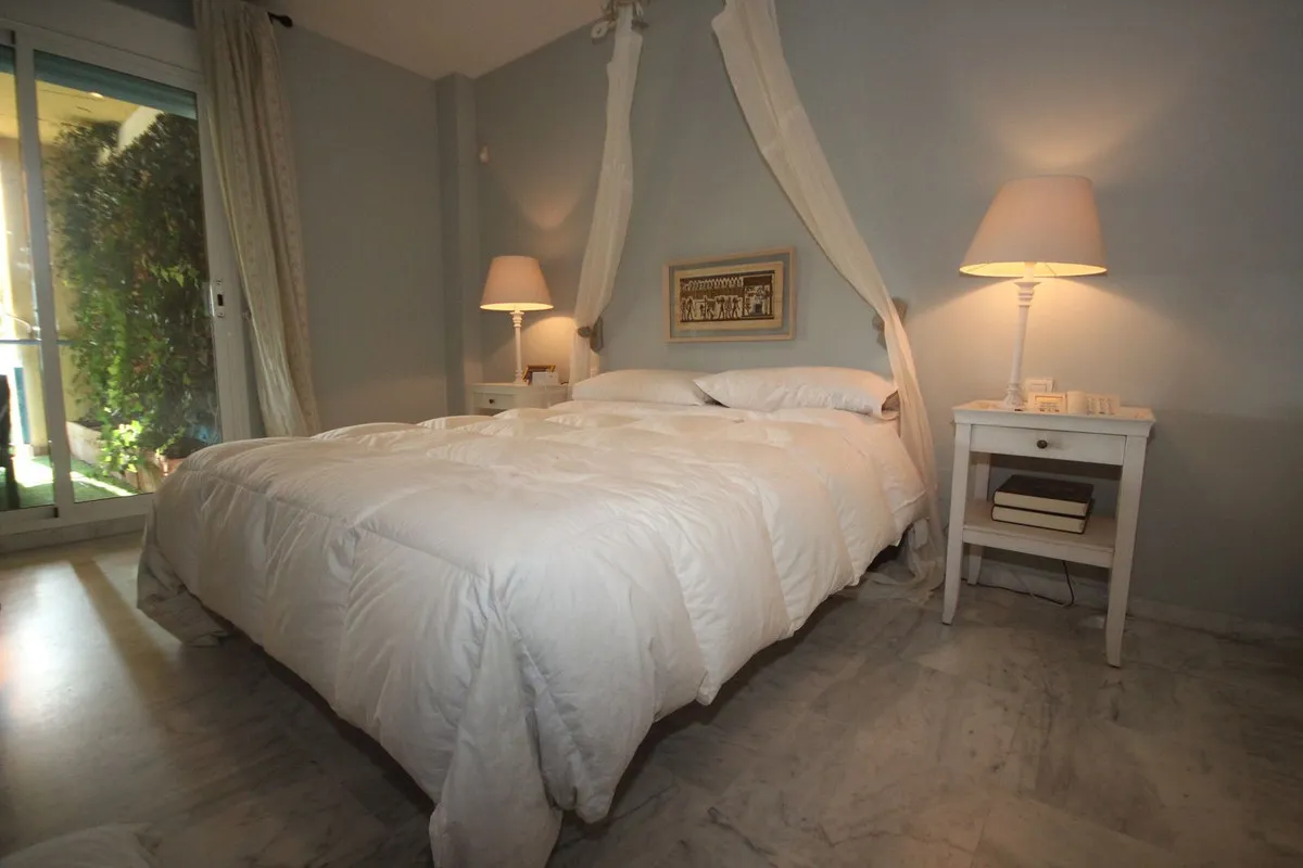 133aae45-db16-4801-8ace-03148a8e0844