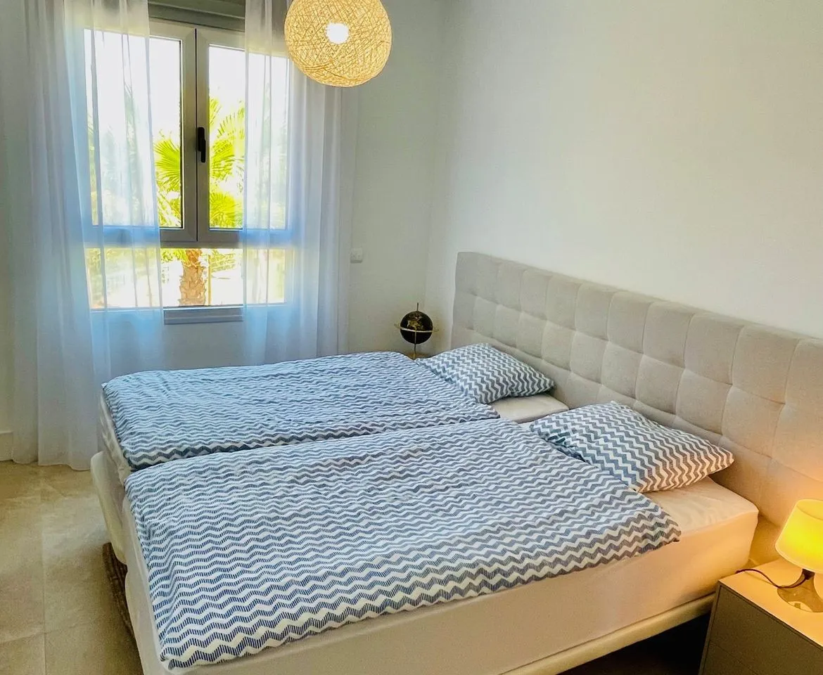 3b9bfcc5-dfef-4eb7-98e7-c3ca429f9570