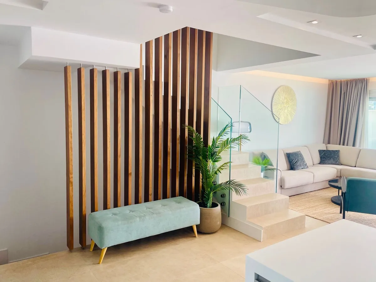 f2a79dbd-b645-411d-809d-77cfe1e43595