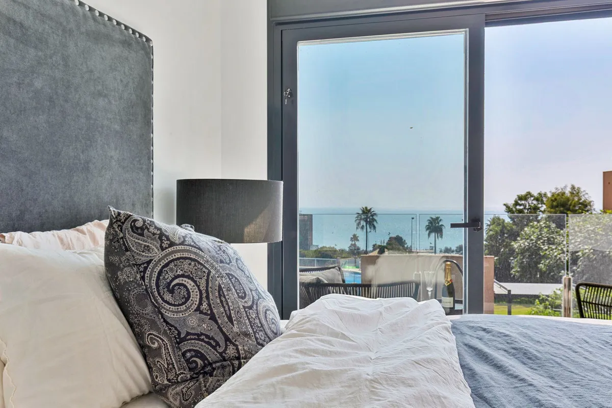 03bbed96-c98f-4416-9914-e57f15ee2faa