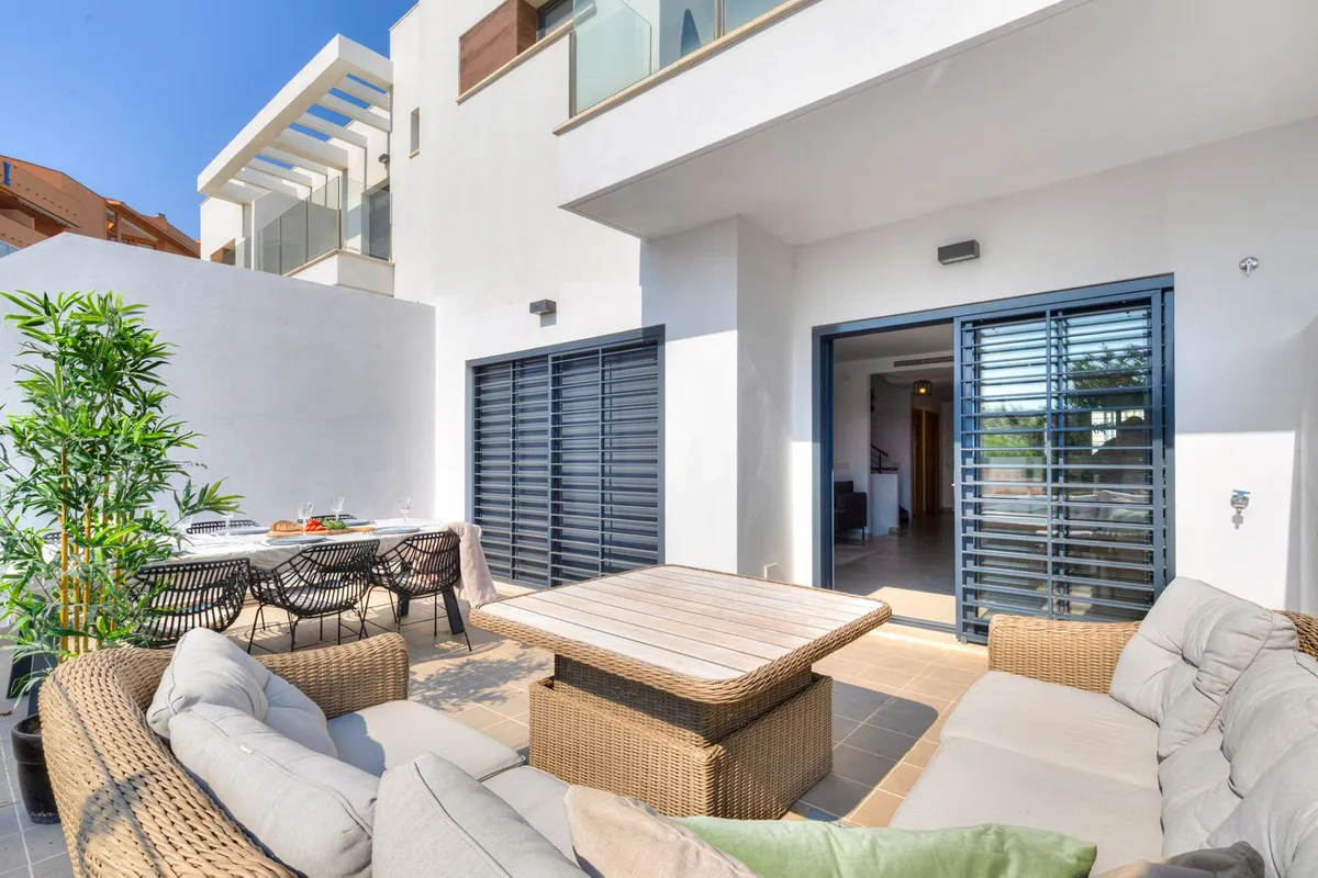 c0d1b10c-861c-49a3-95c5-6eab634653cc