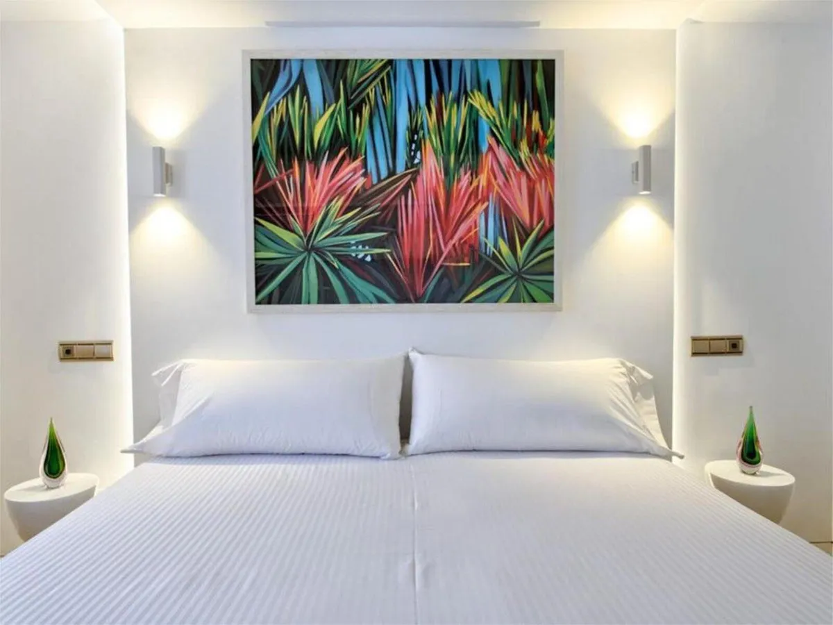 de4049a7-80ae-4f19-a134-c598d6e47ed9