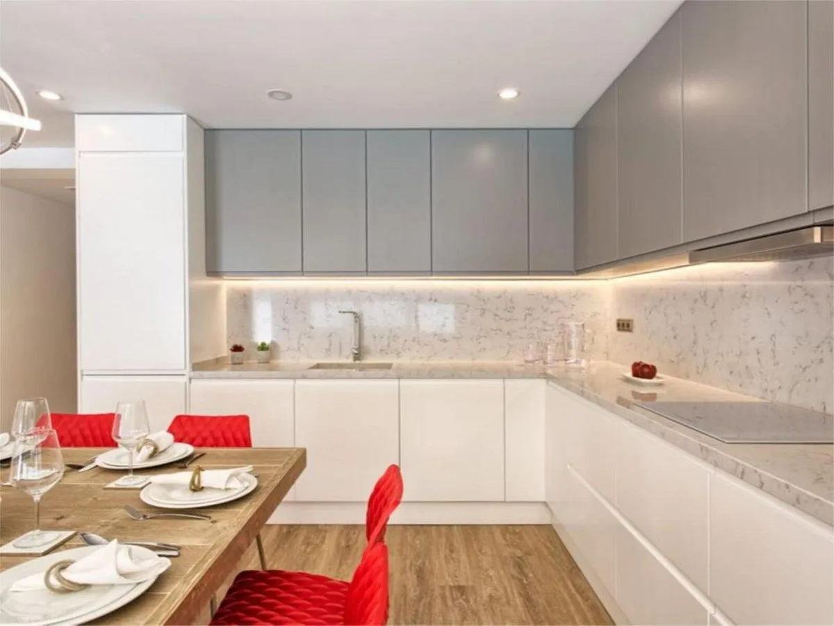 ee28d8f1-325d-42a8-9d8d-704c27256626