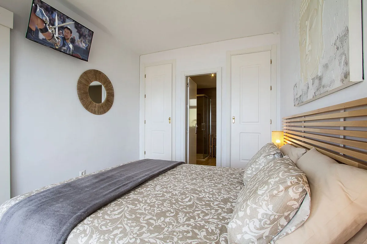 92b7048c-d68d-45ca-8c2f-ac850f6564c7