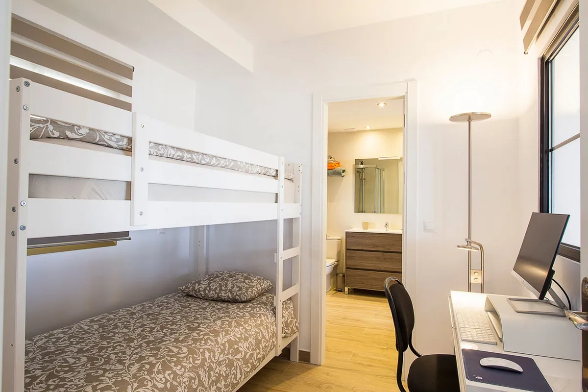 ff060718-9563-4341-ad2d-8af20fb48dd5