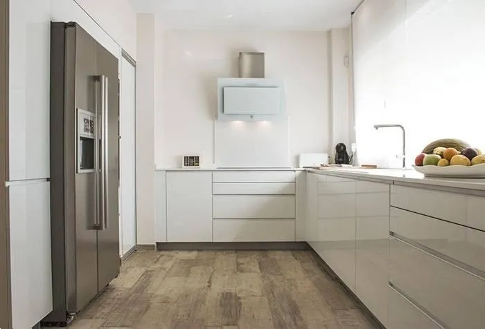 75b942a6-4cf7-462f-ae25-2e4186da39f2