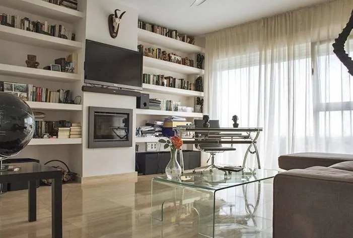 d1693499-e28c-4d3a-898b-566704a9e590