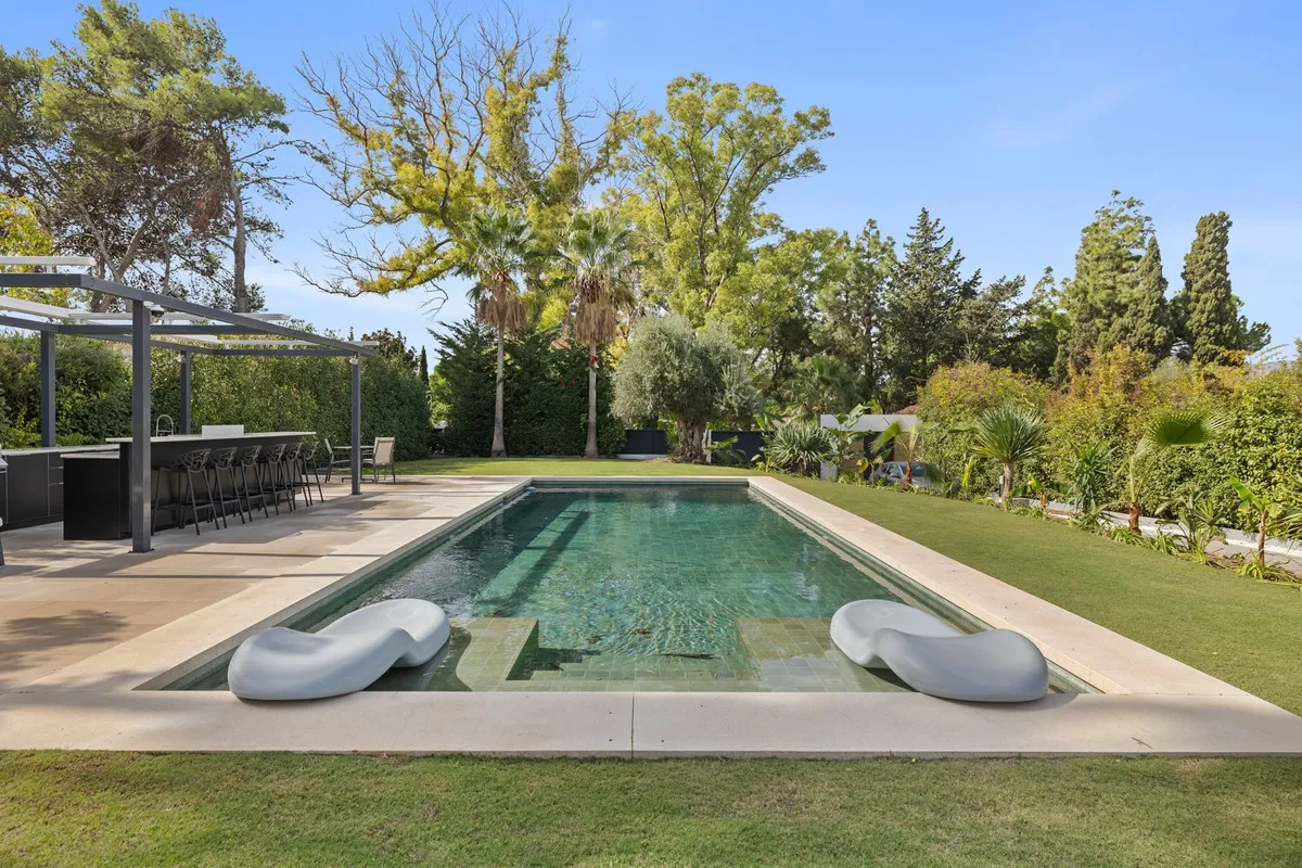 0f47b1d5-7673-41e7-a62d-8aeab3b19c41