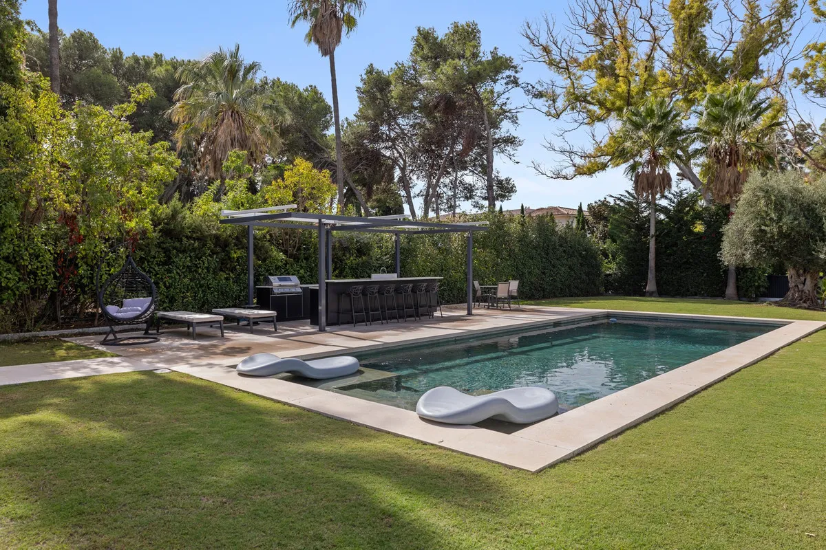 25af94aa-7ec7-4636-a840-3a23c3313bf4