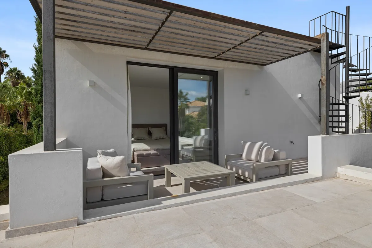 8725f8d7-66bb-492d-9f3e-4abfdd75ffad