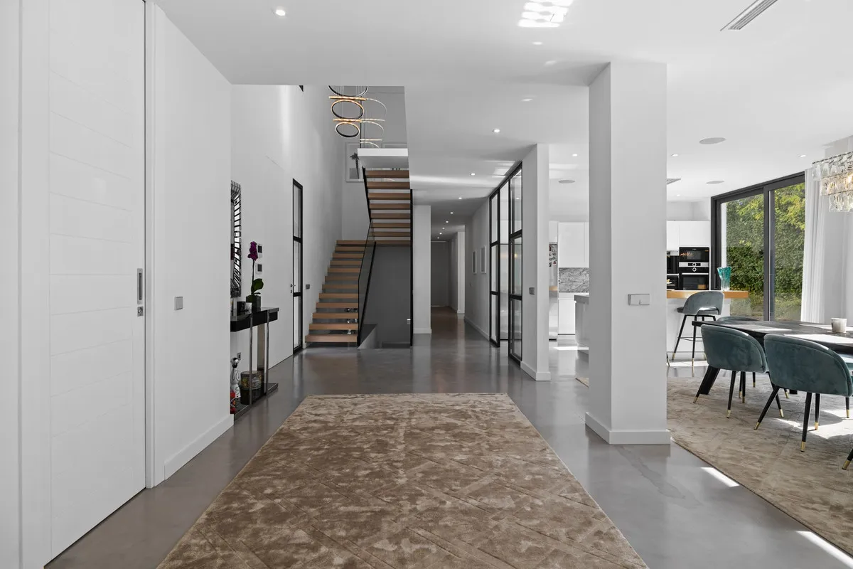 d2a9b629-a9f6-467a-9f54-bf15fcef026e