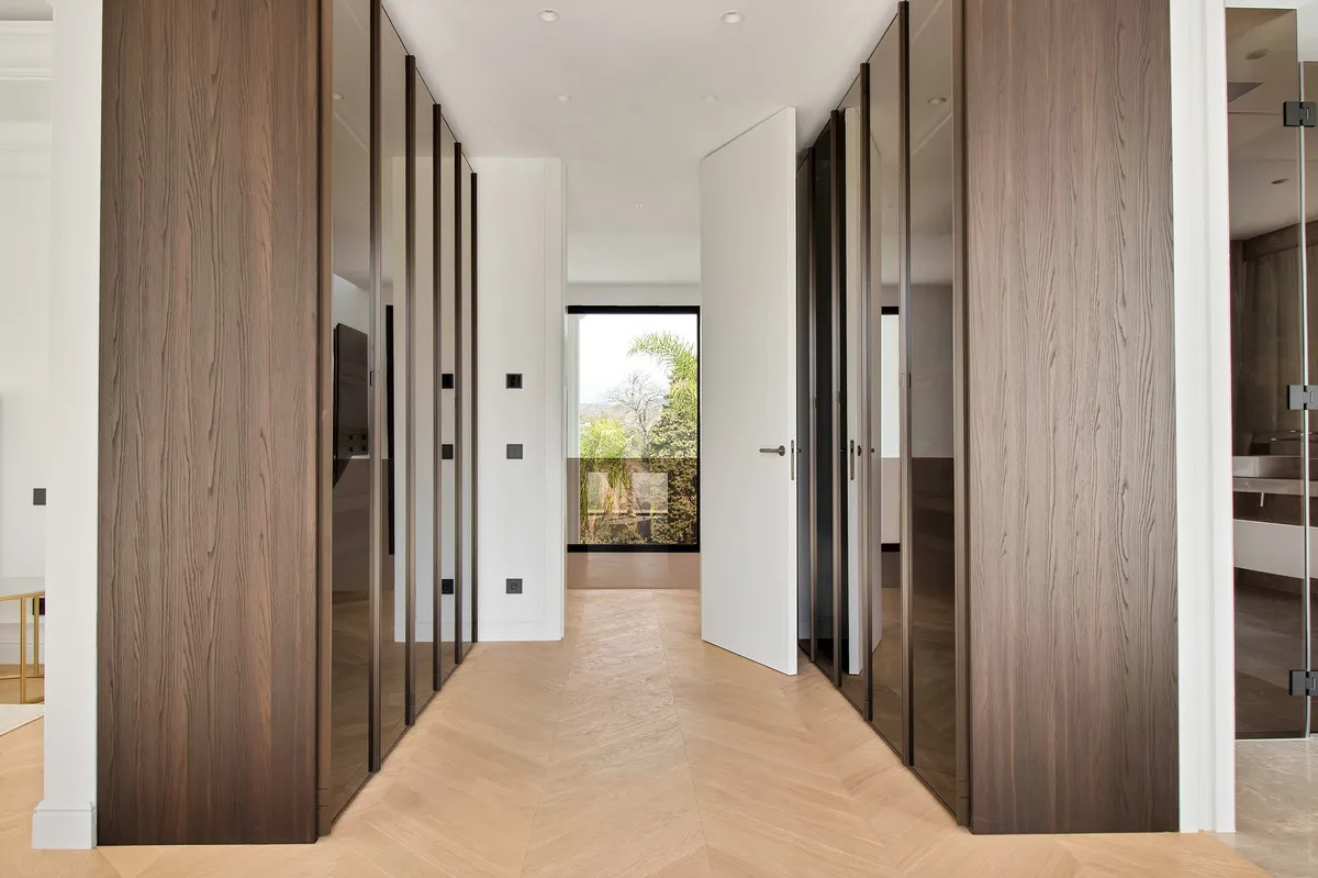 ce9ad214-de1b-4de9-844a-3b3412382d60