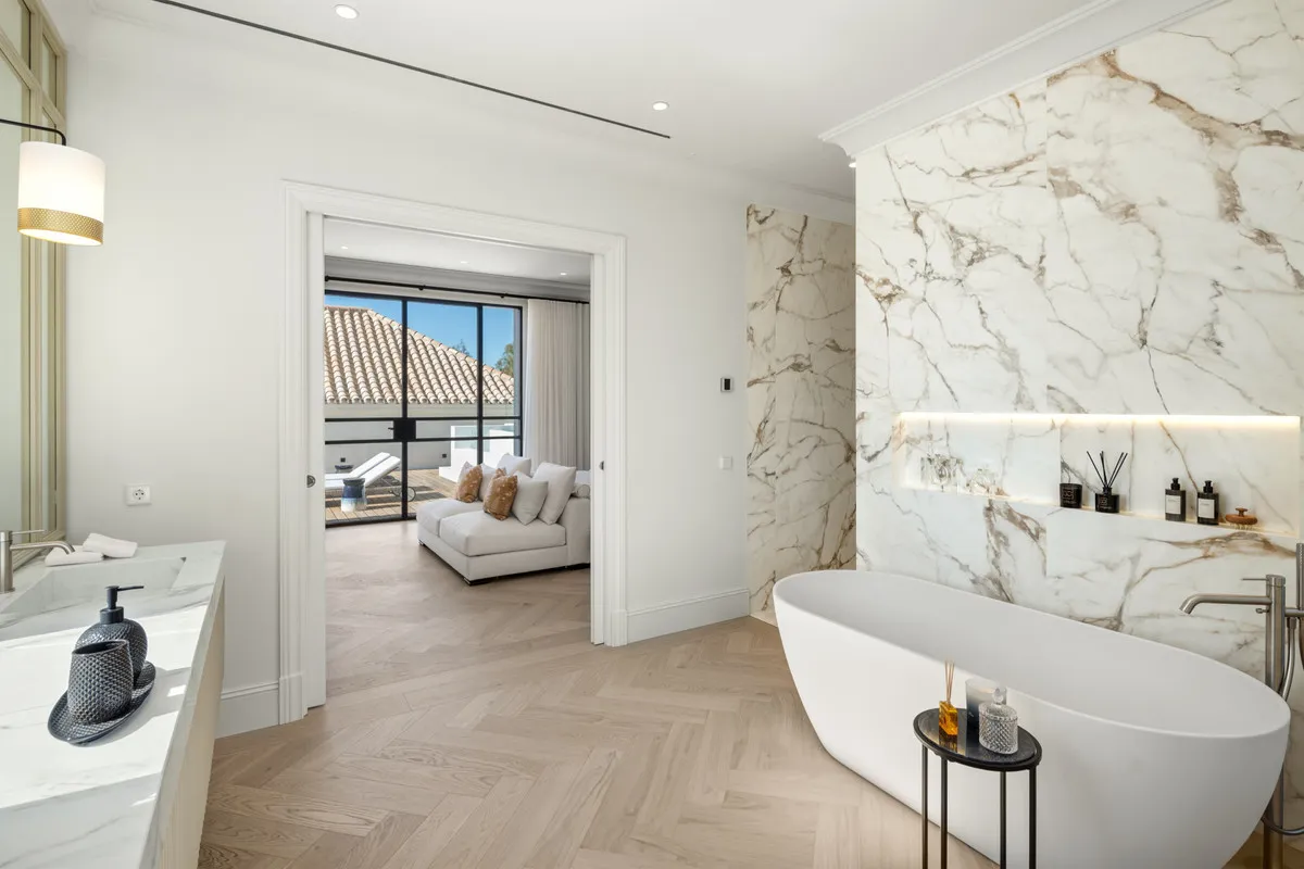 1a20a70a-ea17-4b7d-a6dd-b15a1dbd140d