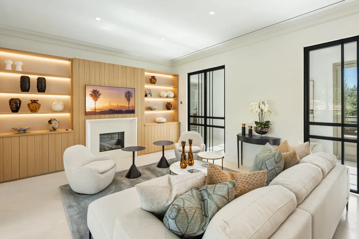 cc57bef7-1873-4855-84c8-4e9fc5419a4b