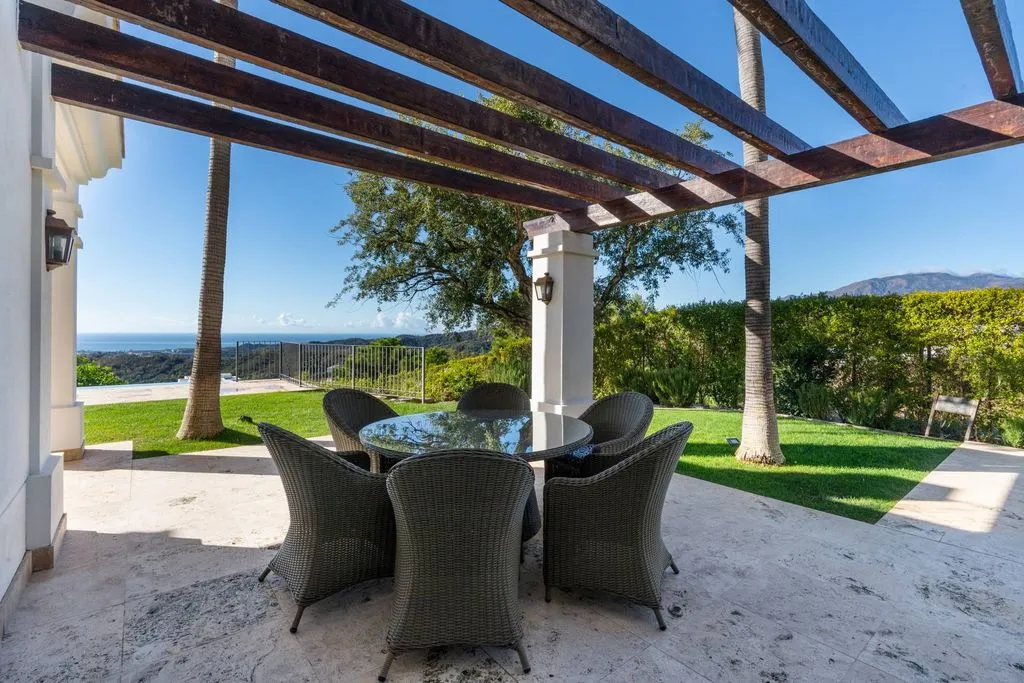 c1463162-d64c-4540-b848-69bc9f9e846c