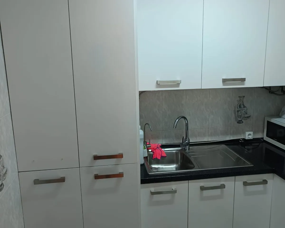 Charming Ground Floor Apartment in La Campana