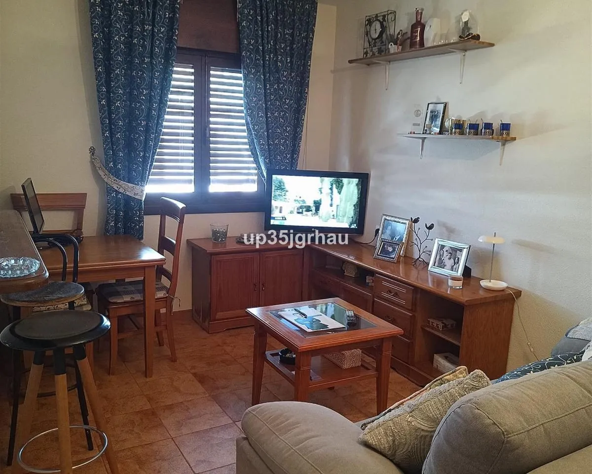 73e02828-4199-4fdf-9004-4fb794368673