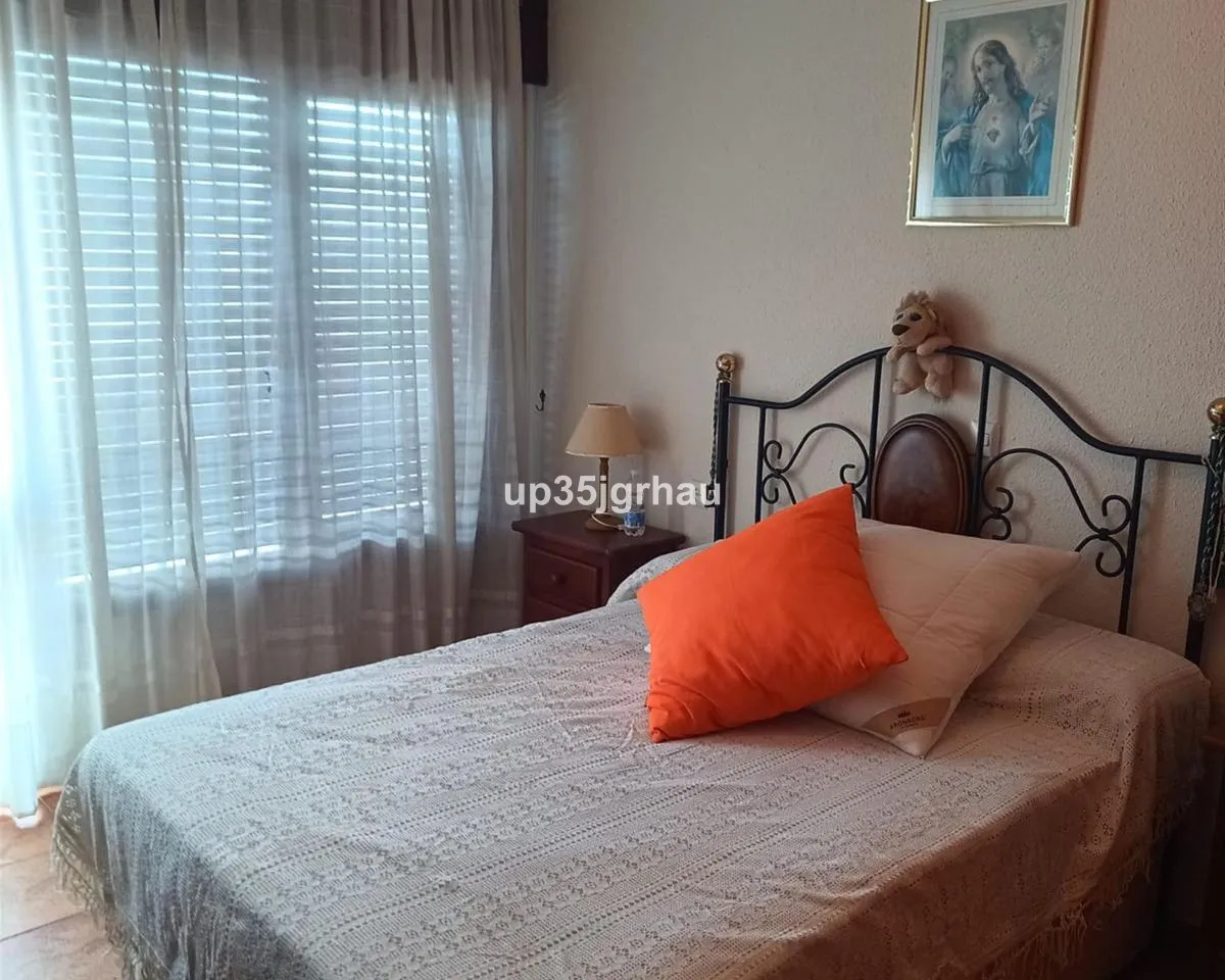 bdf6d86a-ac72-4d76-aeae-62f4aec51823