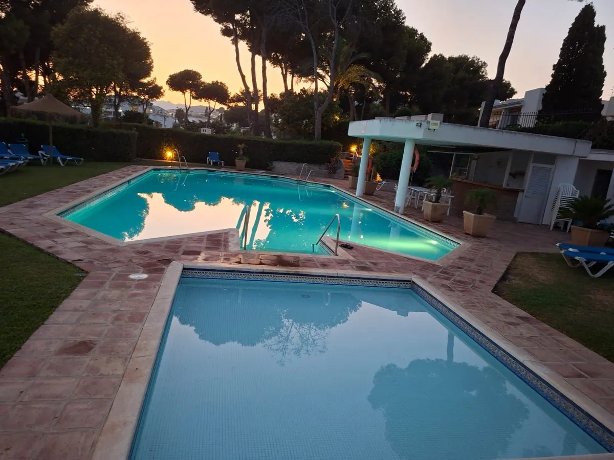 04b57d9d-272f-4475-8a15-1e98844ac05e