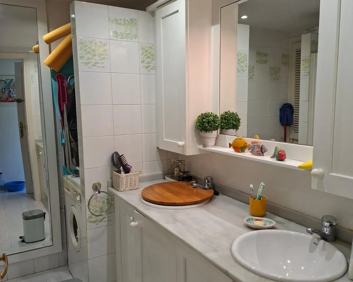 fe164cca-26fc-44c7-879a-1da3f9b30c35